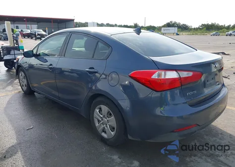 2016 Kia Forte Lx z USA, uszkodzony, nr VIN KNAFK4A60G5578060